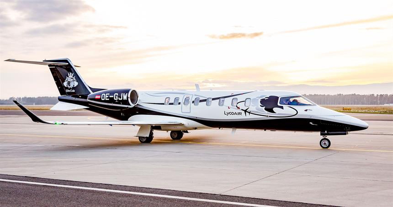Learjet 75