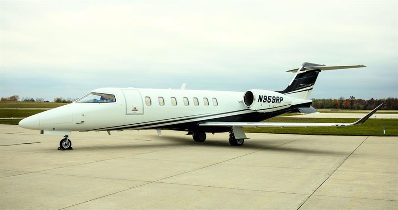Learjet 70