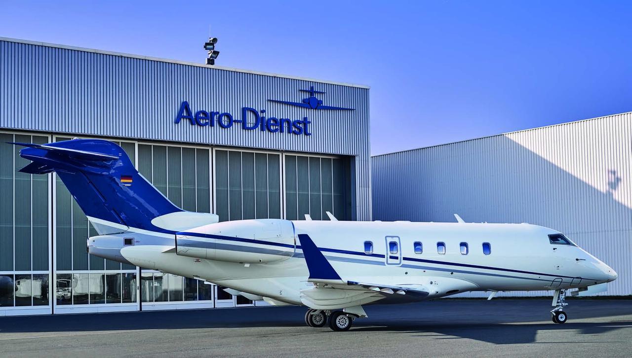Challenger 300