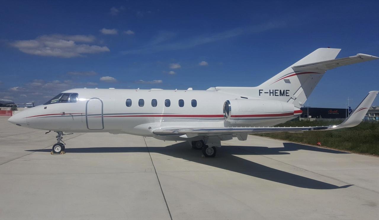 Hawker 900XP