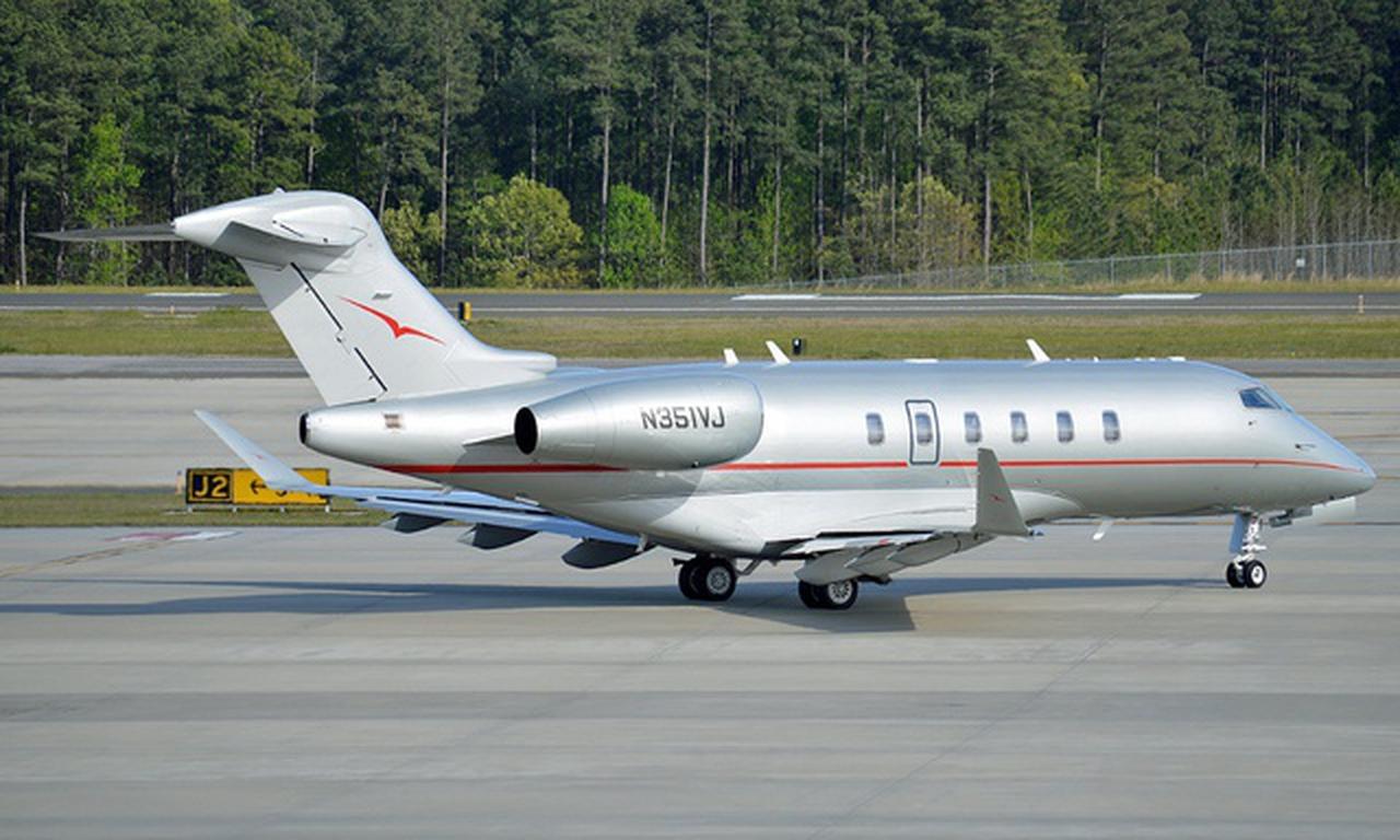 N351VJ — photo