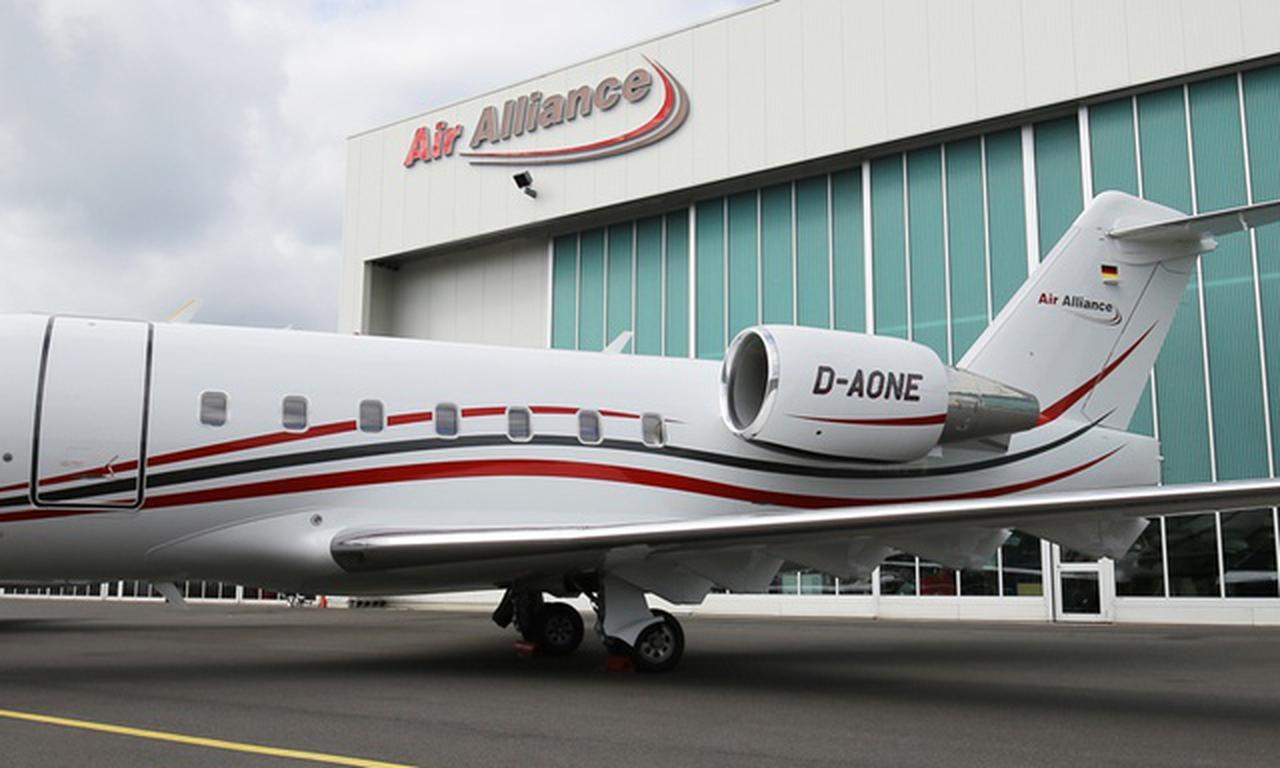 Challenger 604