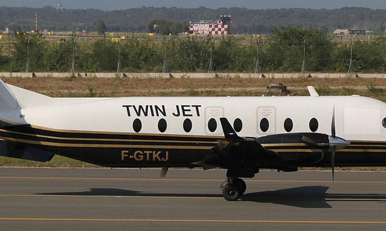 Beechcraft 1900D
