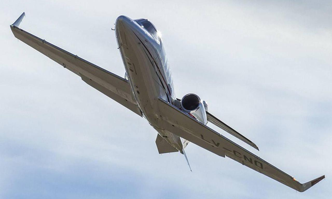 Learjet 31