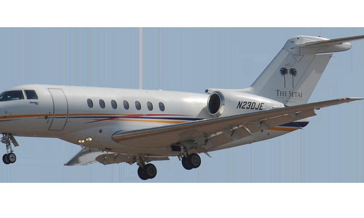 Hawker 4000