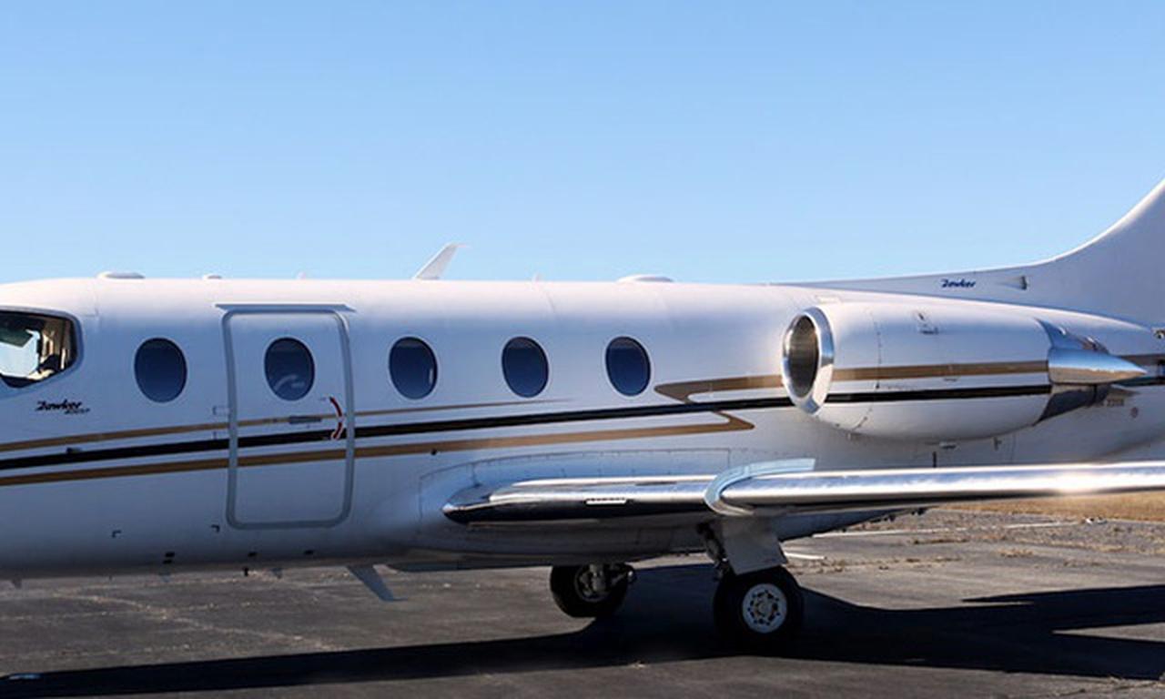 Hawker 400XP