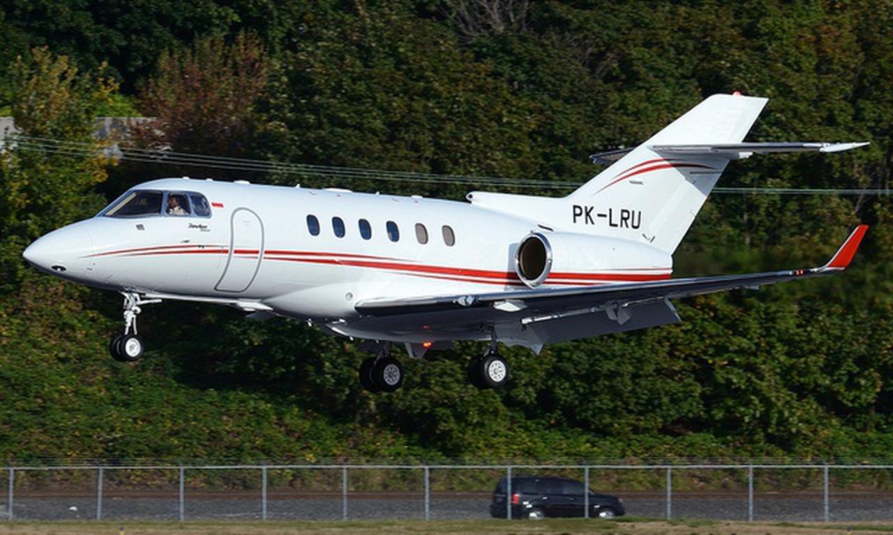 Hawker 900XP