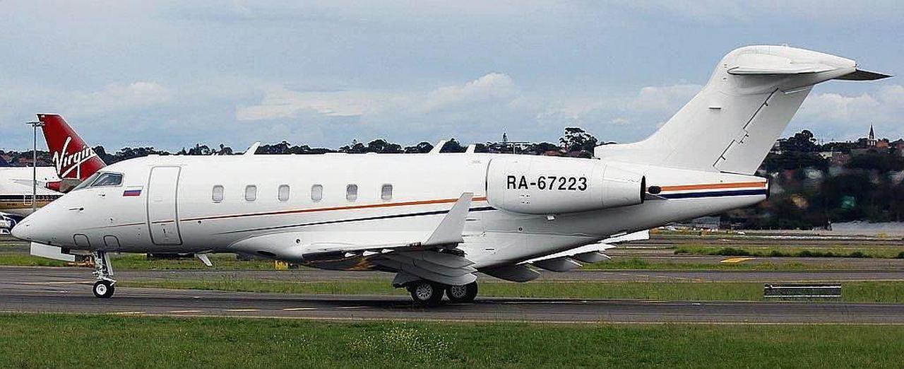 Challenger 300