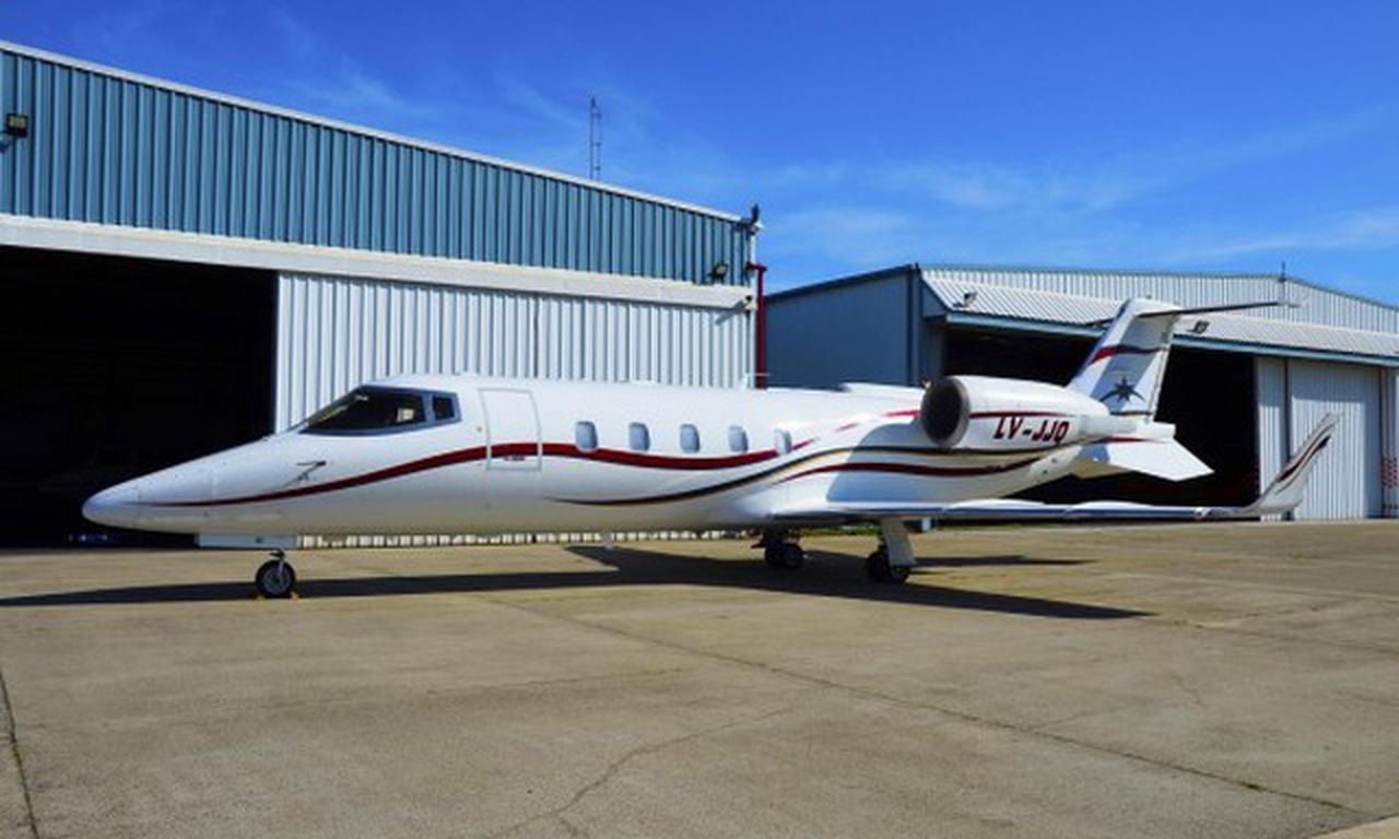 Learjet 60