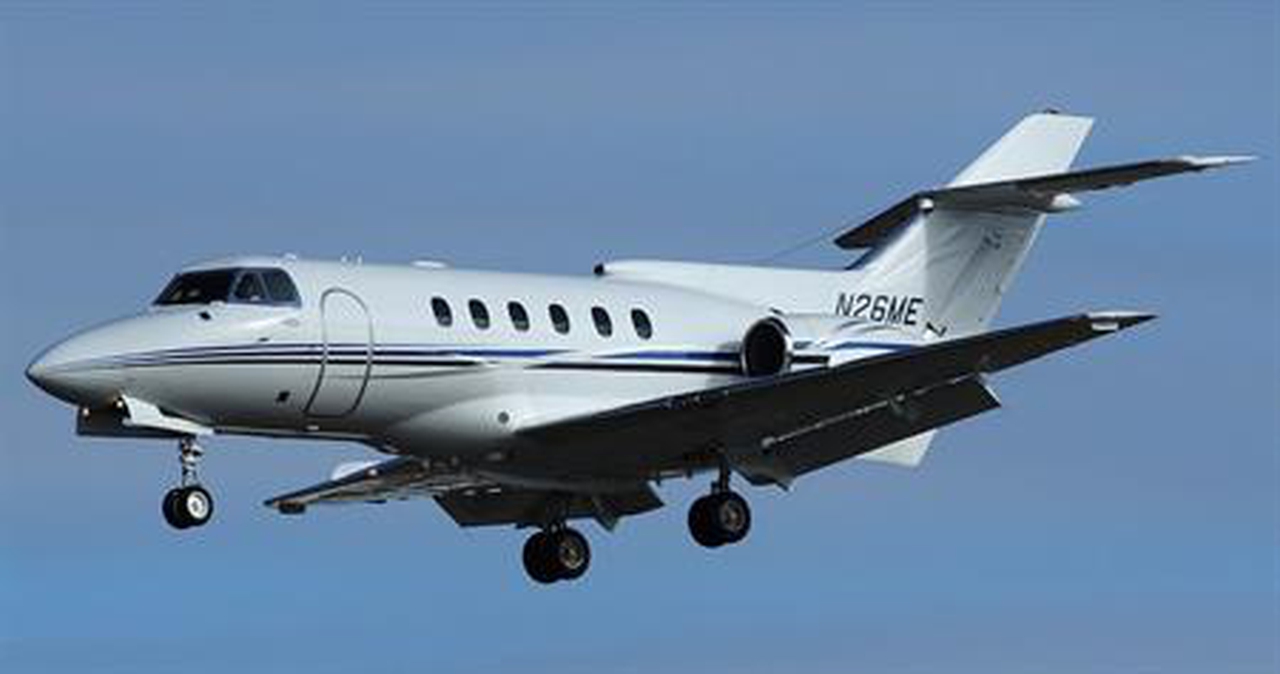 Hawker 700A