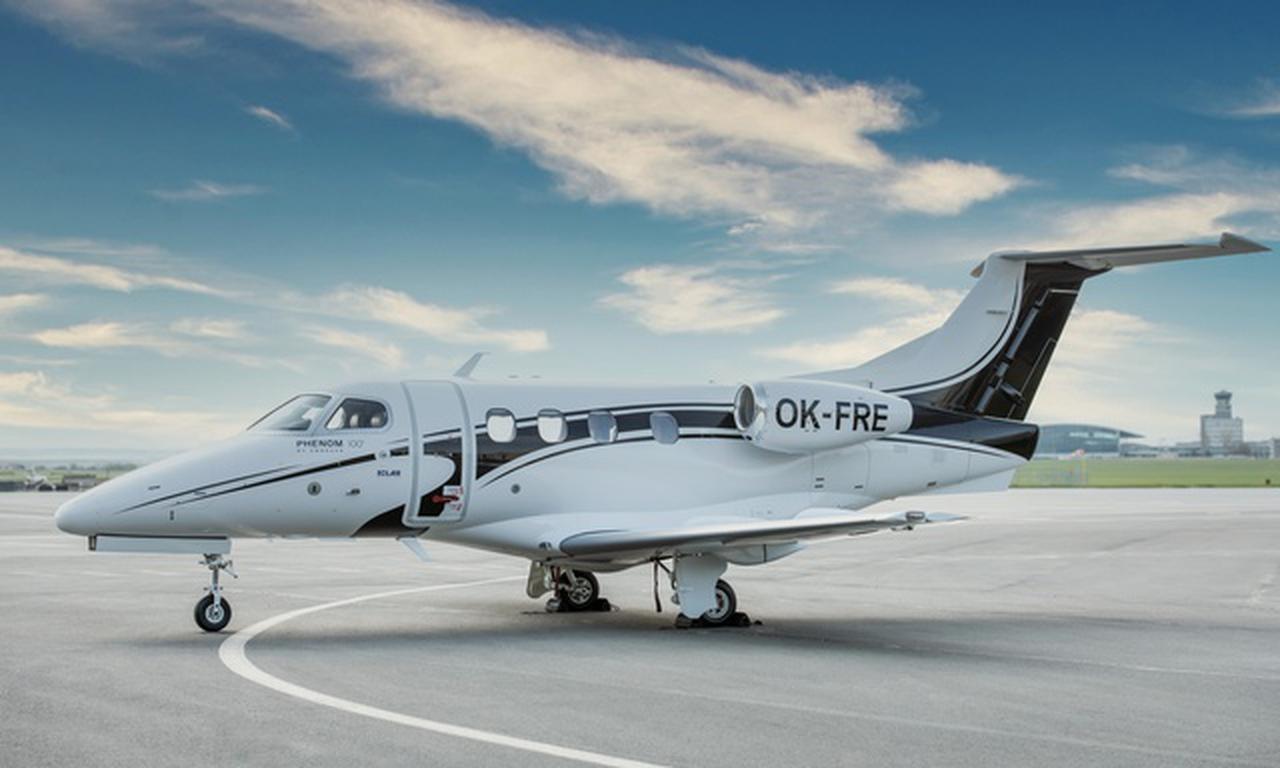 Phenom 100