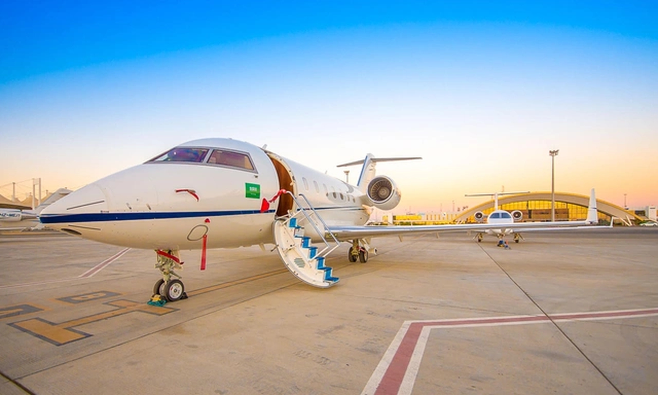 Challenger 605