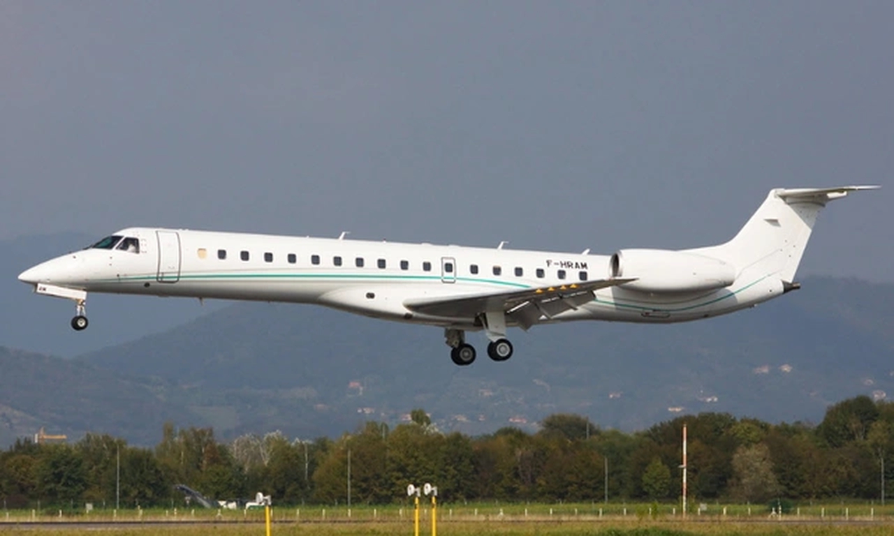 Embraer ERJ 145