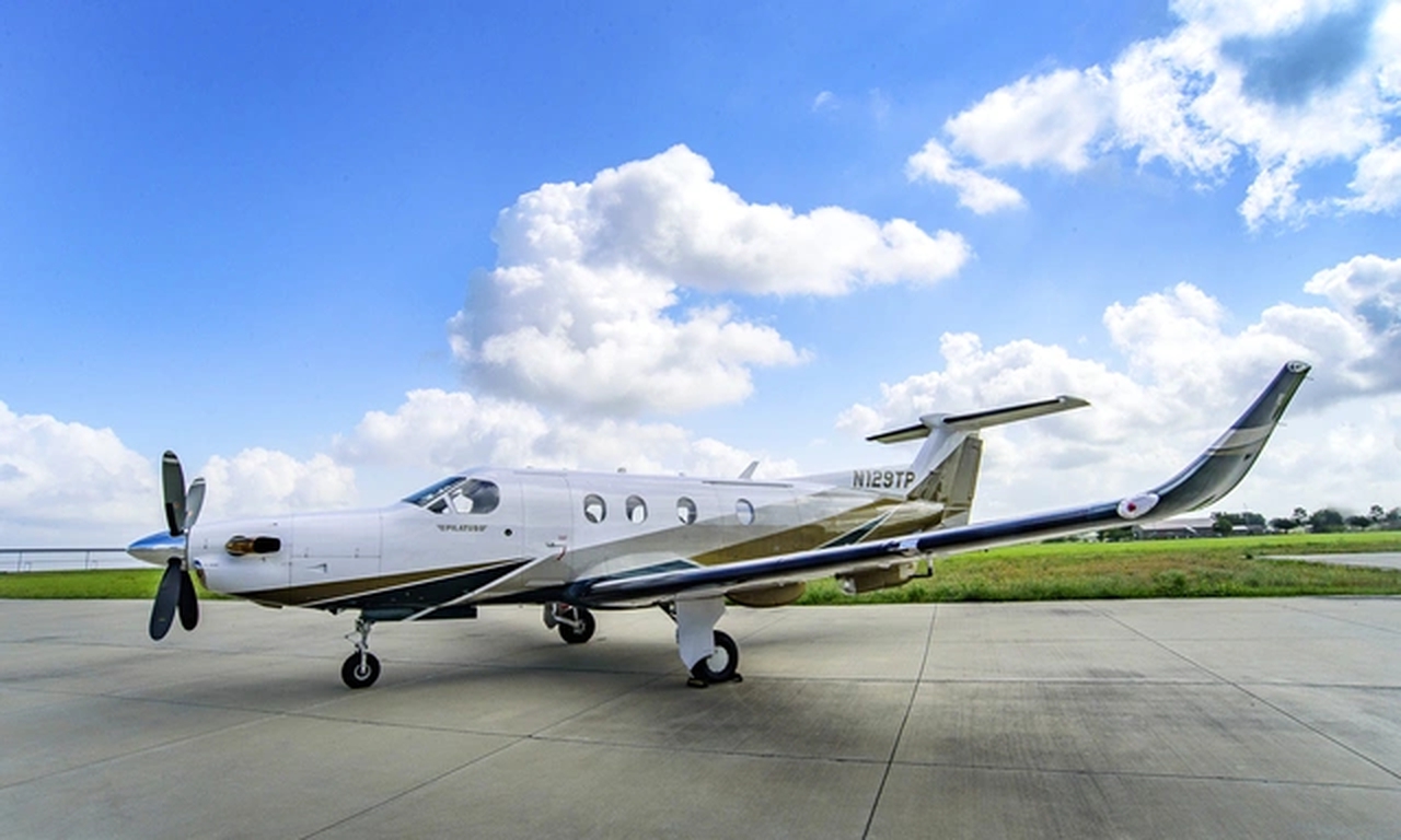 Pilatus PC 12/45