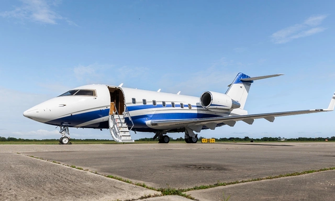 Challenger 604
