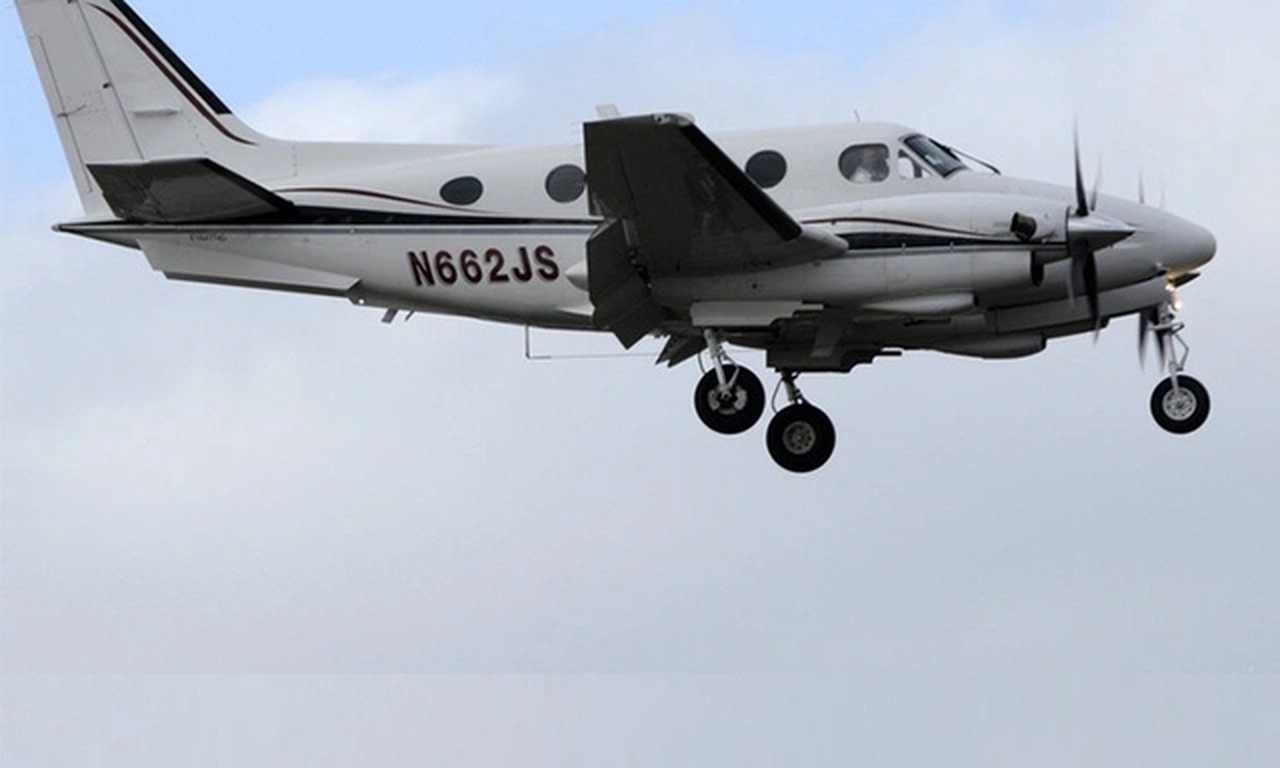King Air E90