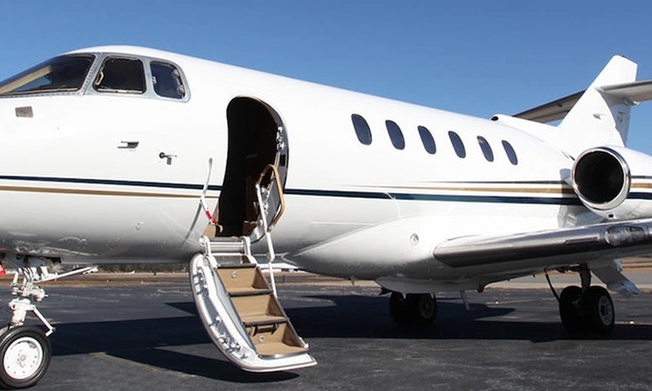 Hawker 800XP