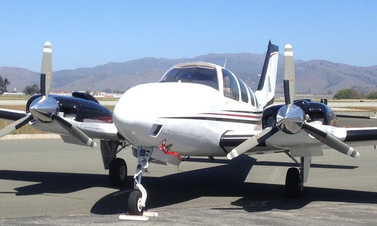 Beechcraft Baron 58