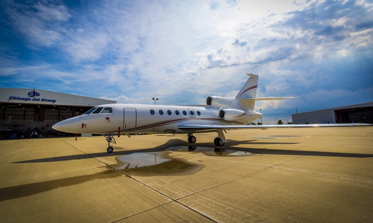 Falcon 50 EX