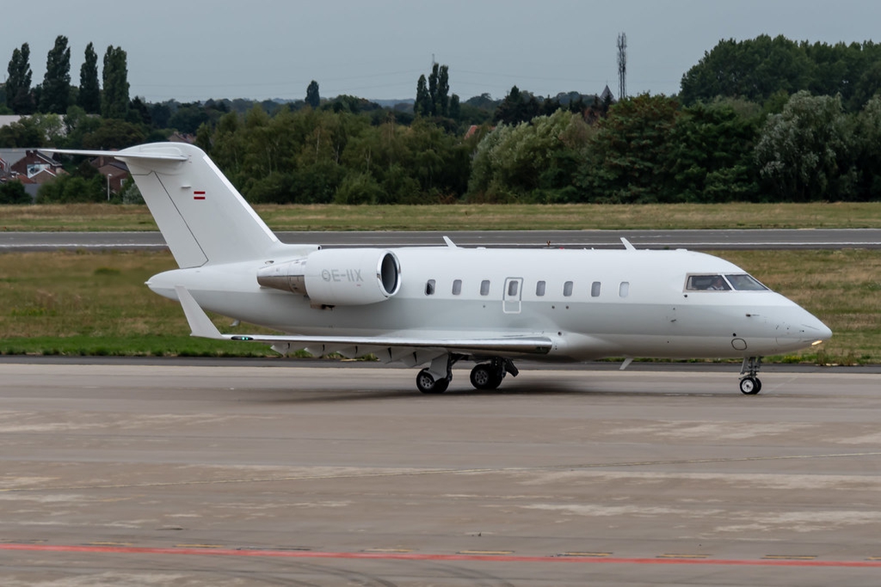 Challenger 605