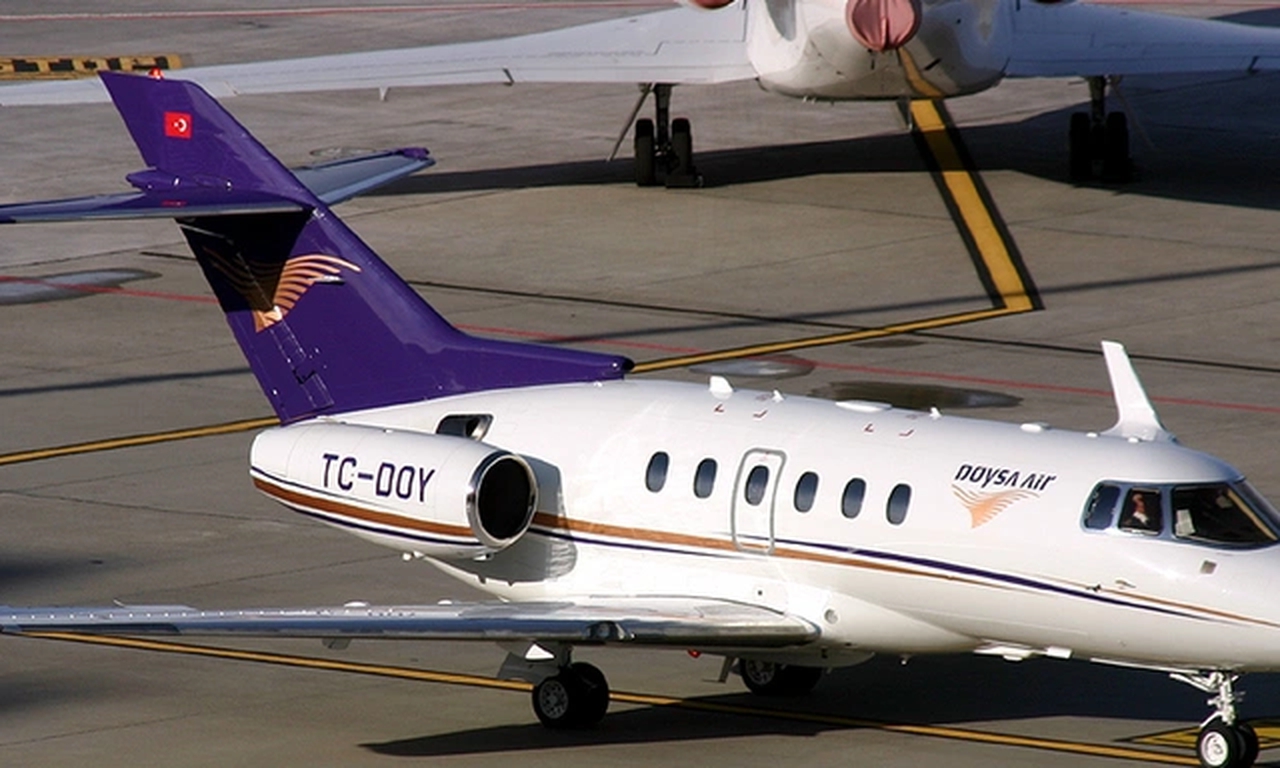 Hawker 800XP