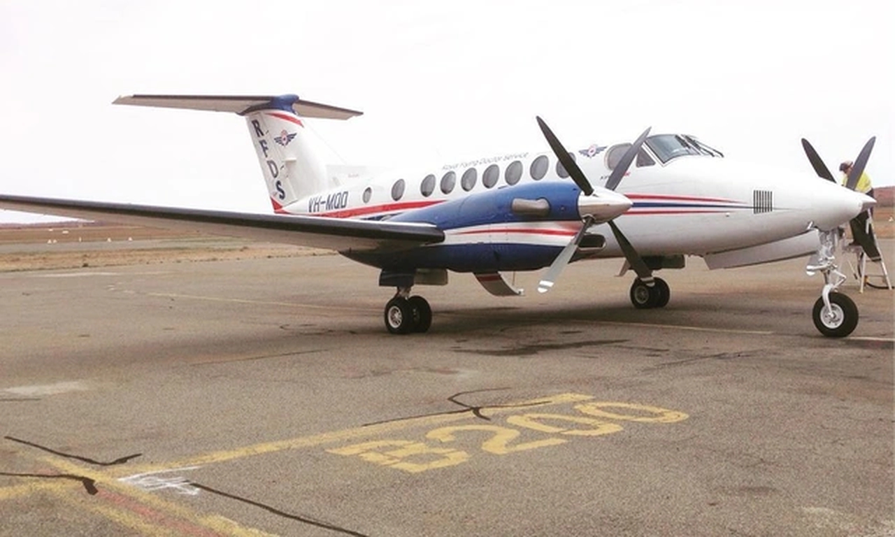VH-MQD — photo