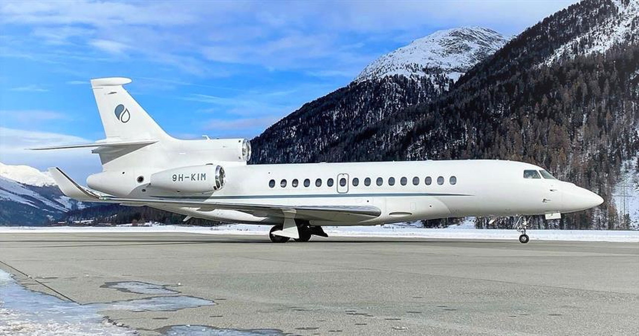 Falcon 8X