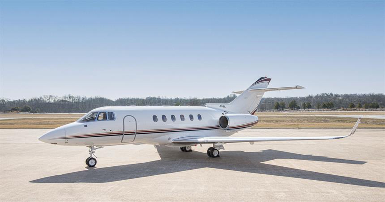 Hawker 900XP