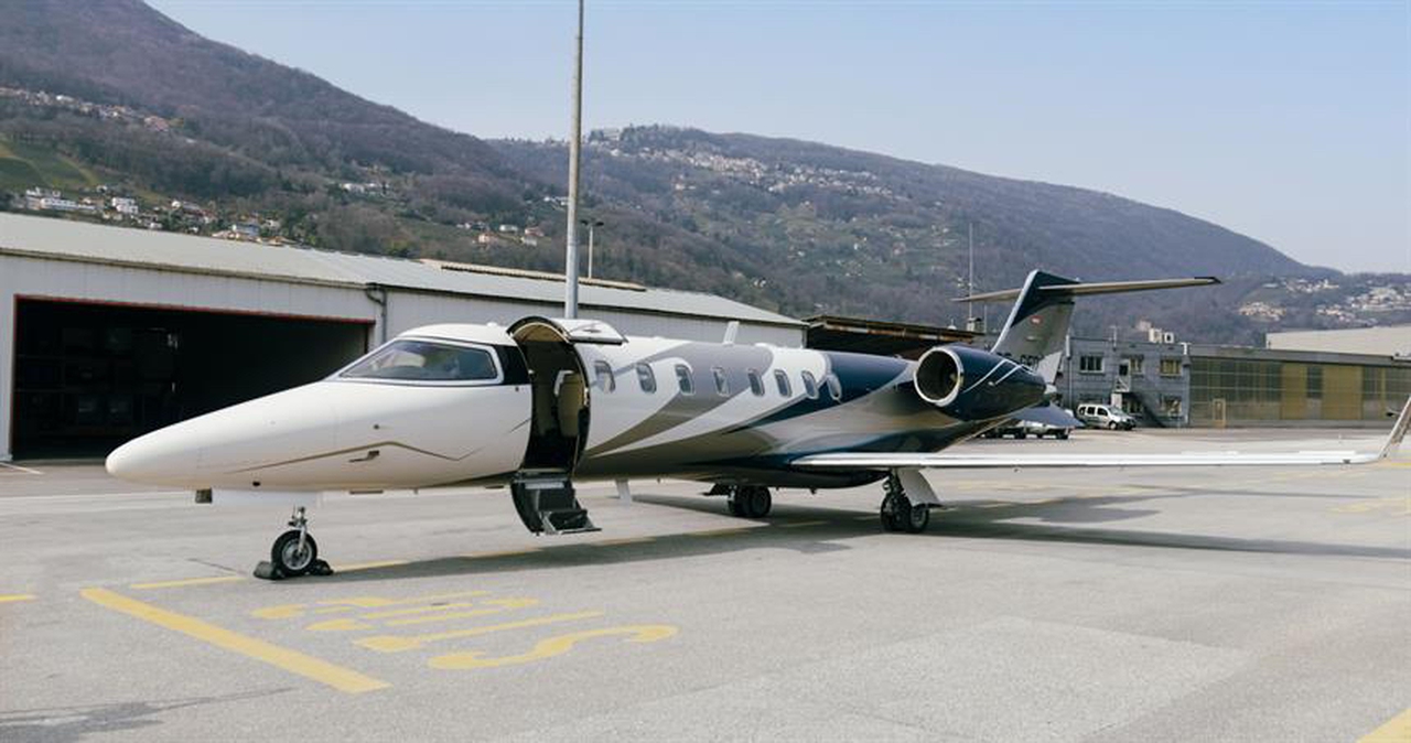 Learjet 45