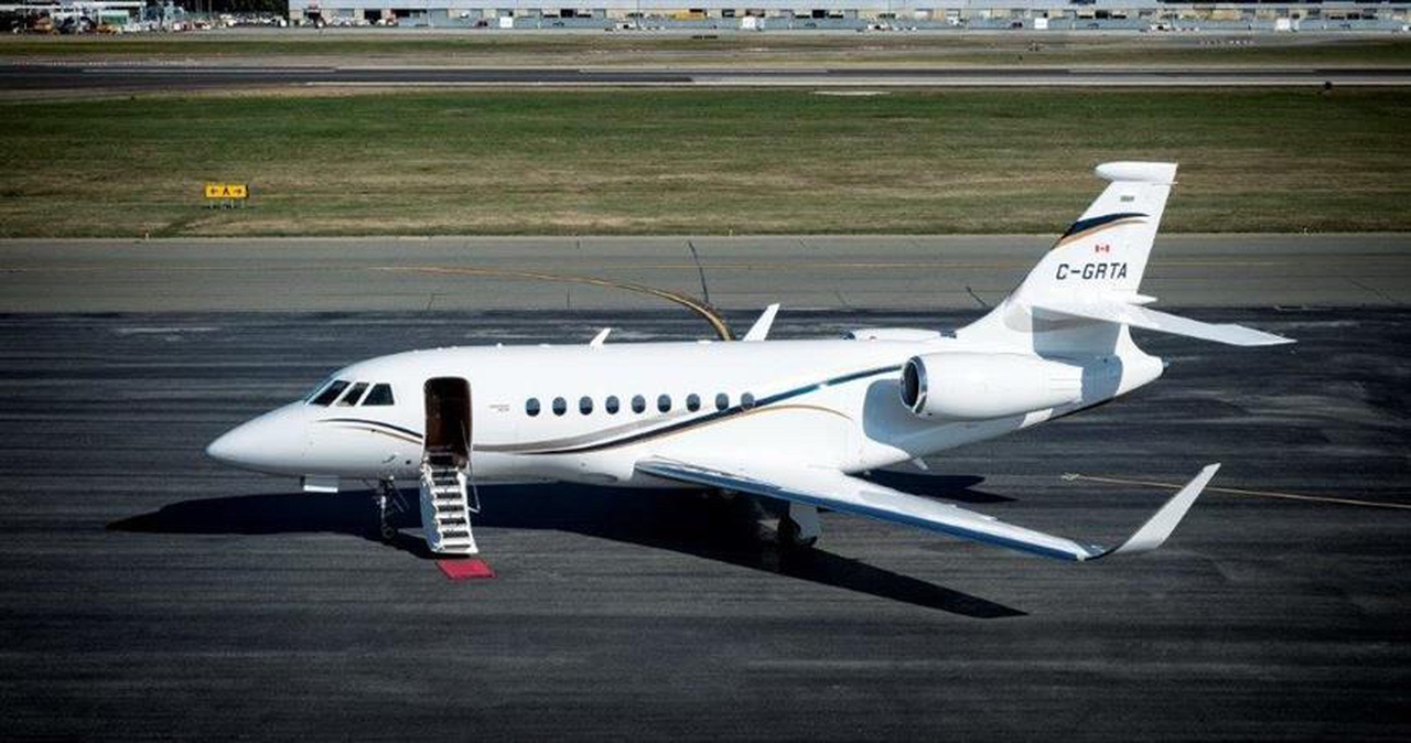 Falcon 2000LX