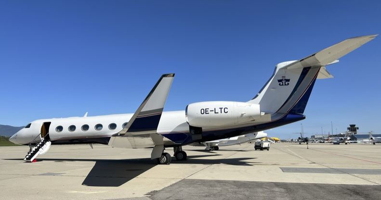 Gulfstream G550