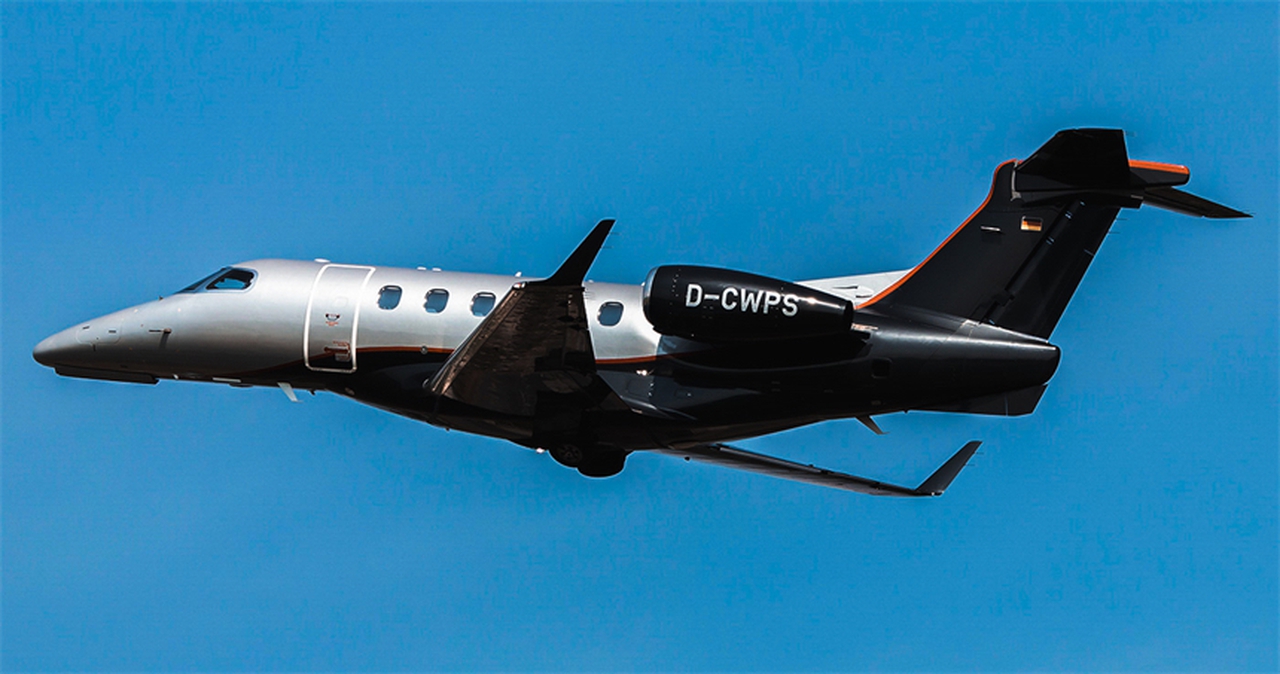 Phenom 300