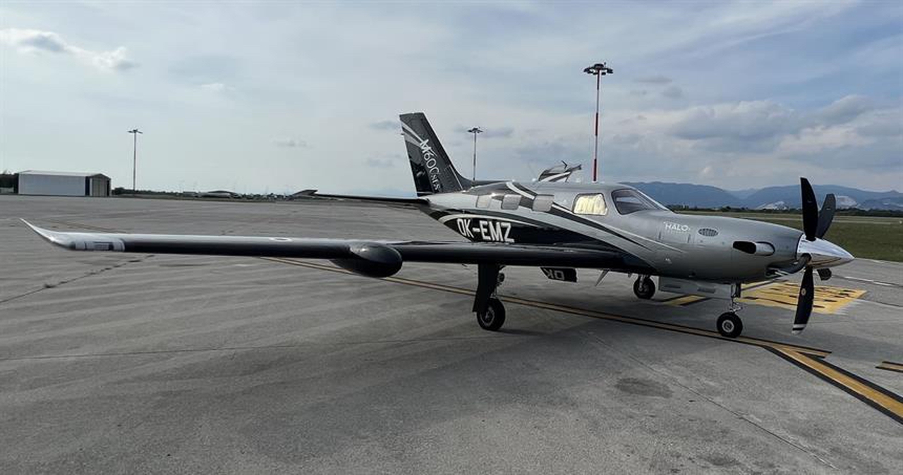 Piper M600