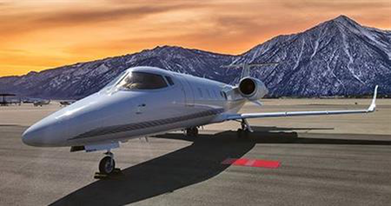 Learjet 60