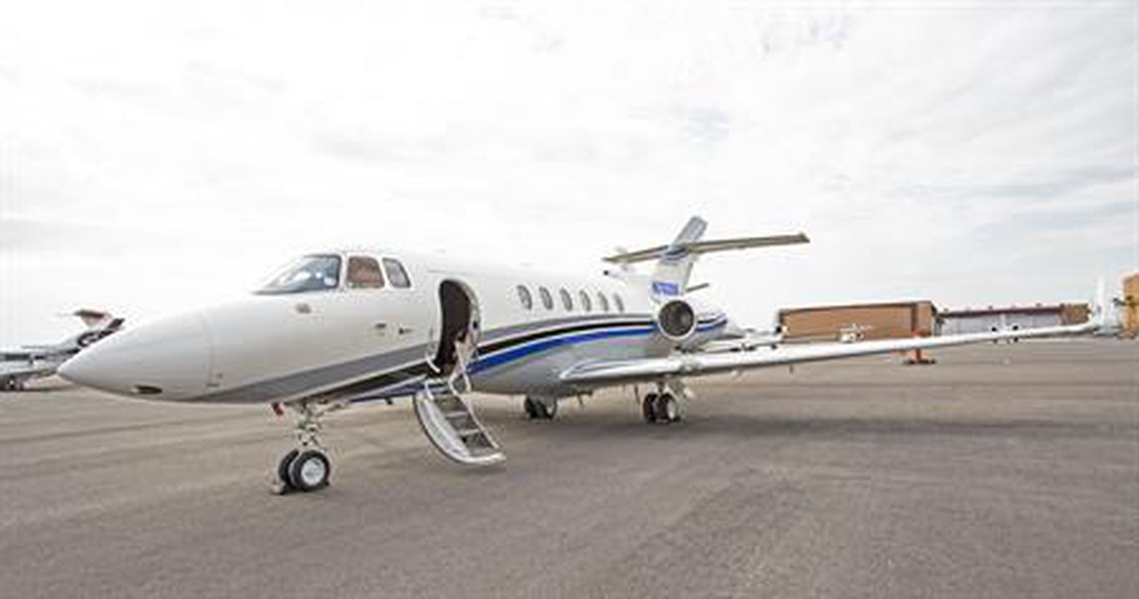 Hawker 900XP