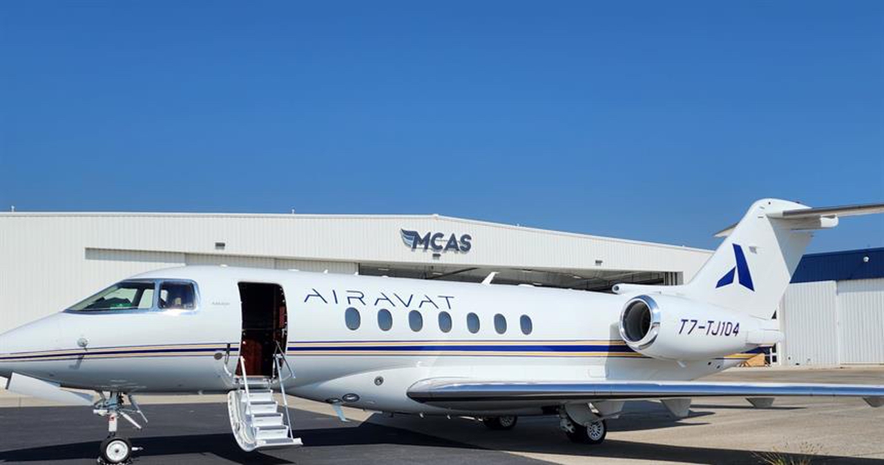 Hawker 4000