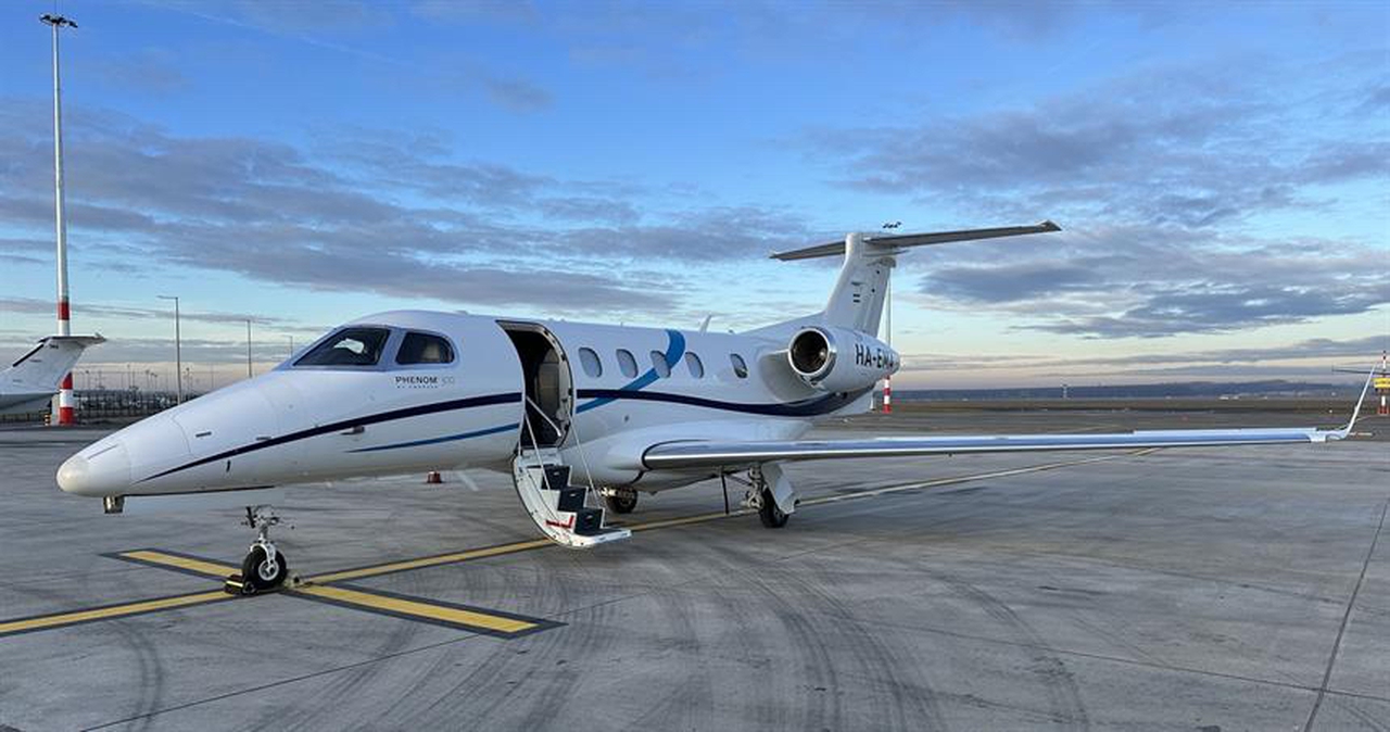 Phenom 300