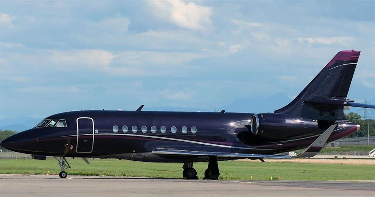 Falcon 2000