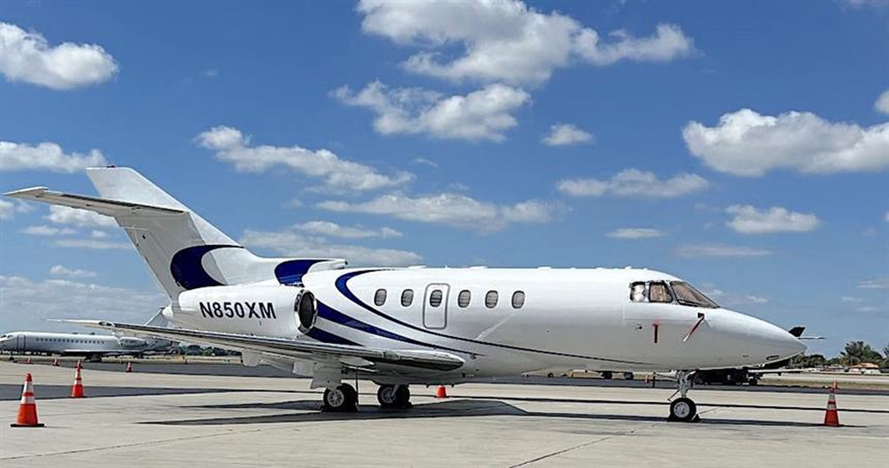 Hawker 800XP