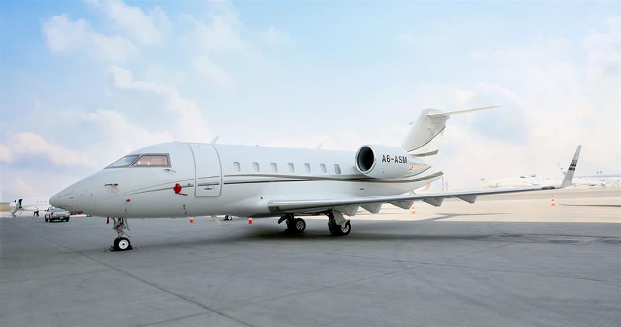 Bombardier Challenger 605 A6-ASM — private jet charter, price | JETVIP