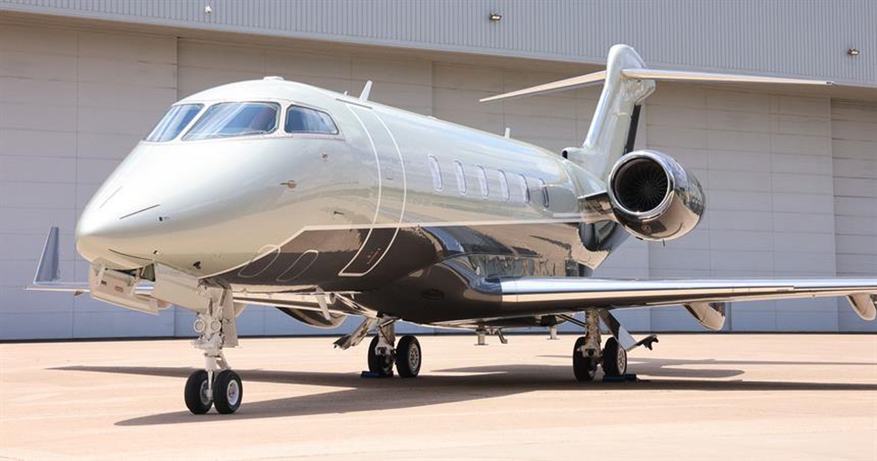Challenger 300