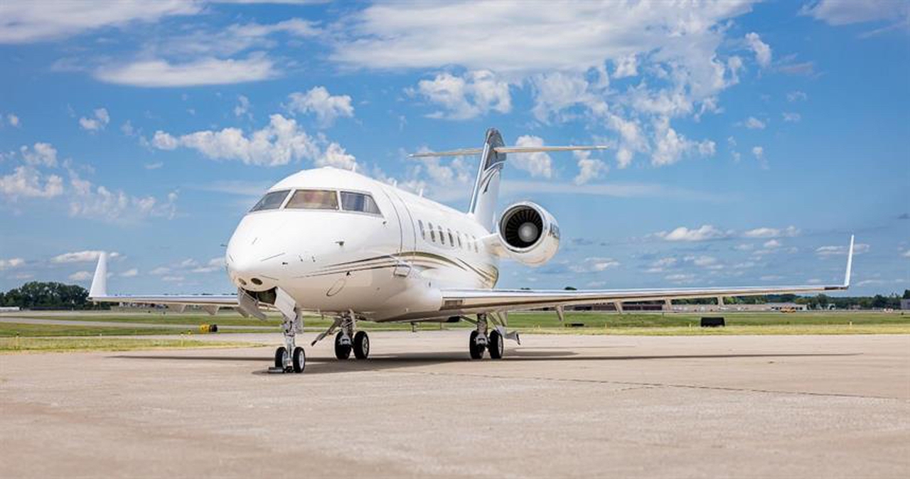 Challenger 604