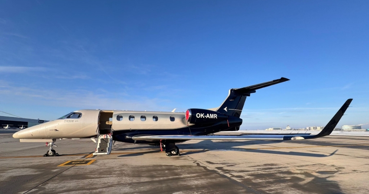 Phenom 300