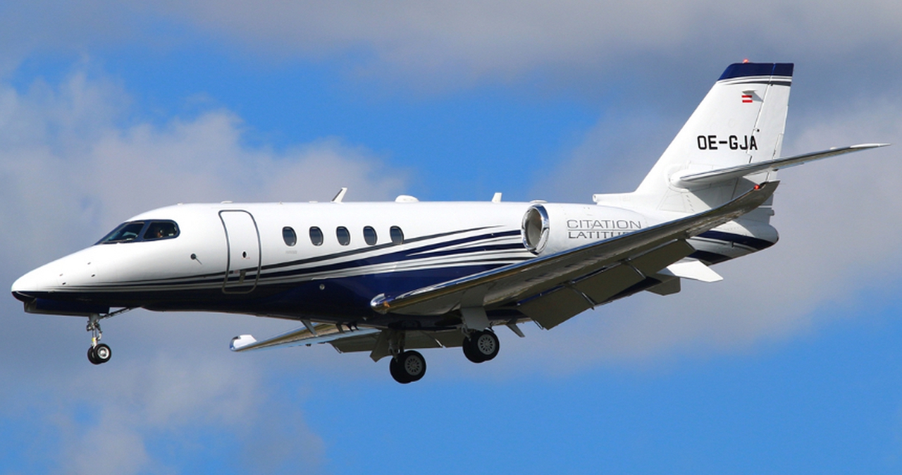 OE-GJA — photo